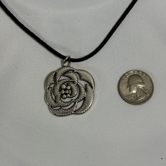Brighton Silver Plated Carved Rose on  Woven  Leather  16-18” Necklace - Picture 4 of 4